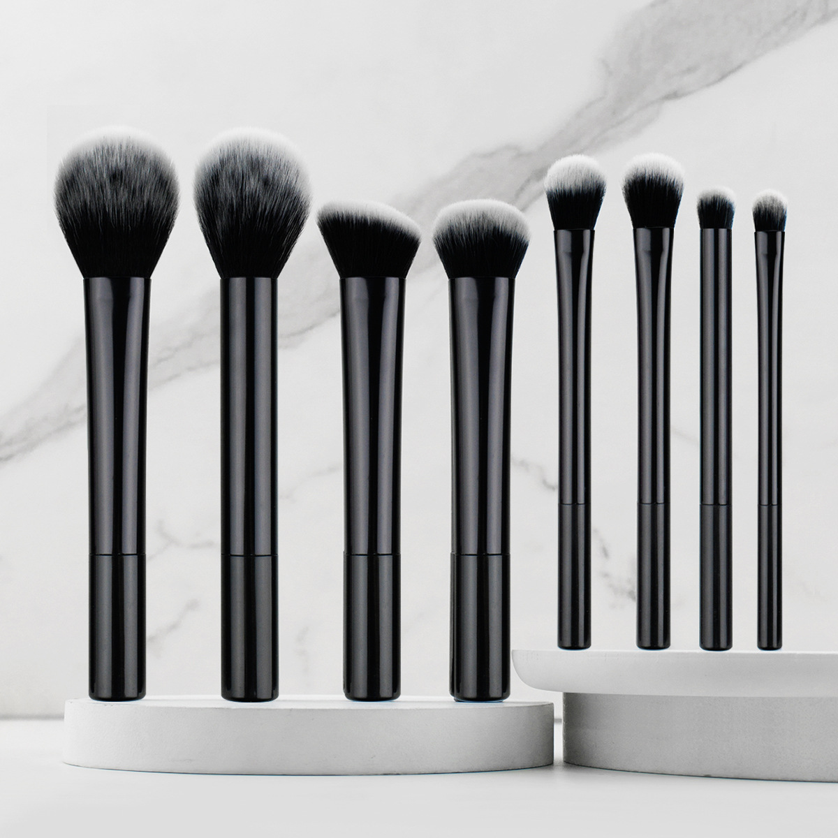 メイク道具・化粧小物 New makeup brush Amazon.com: Retractable Makeup Blush Brushes, Sinide